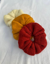 Load image into Gallery viewer, Jumbo Scrunchie
