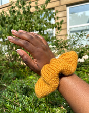 Load image into Gallery viewer, Jumbo Scrunchie
